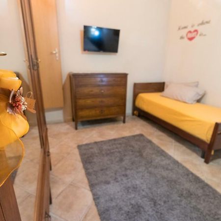 Villa Marinella Augusta Bagian luar foto