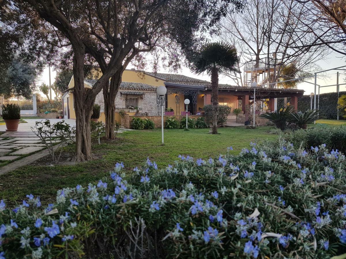 Villa Marinella Augusta Bagian luar foto
