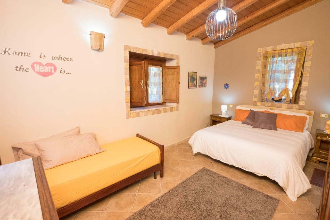 Villa Marinella Augusta Bagian luar foto