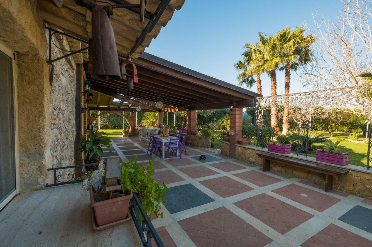 Villa Marinella Augusta Bagian luar foto