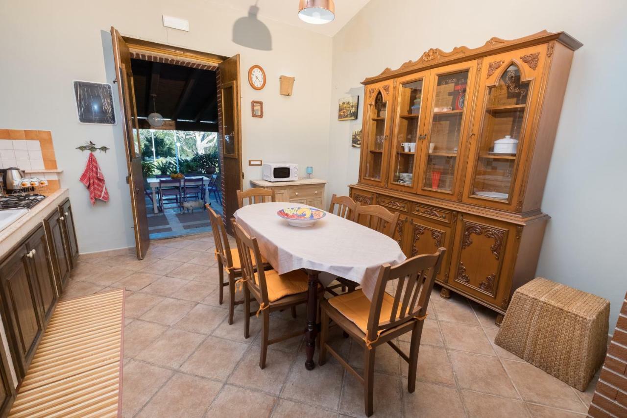 Villa Marinella Augusta Bagian luar foto