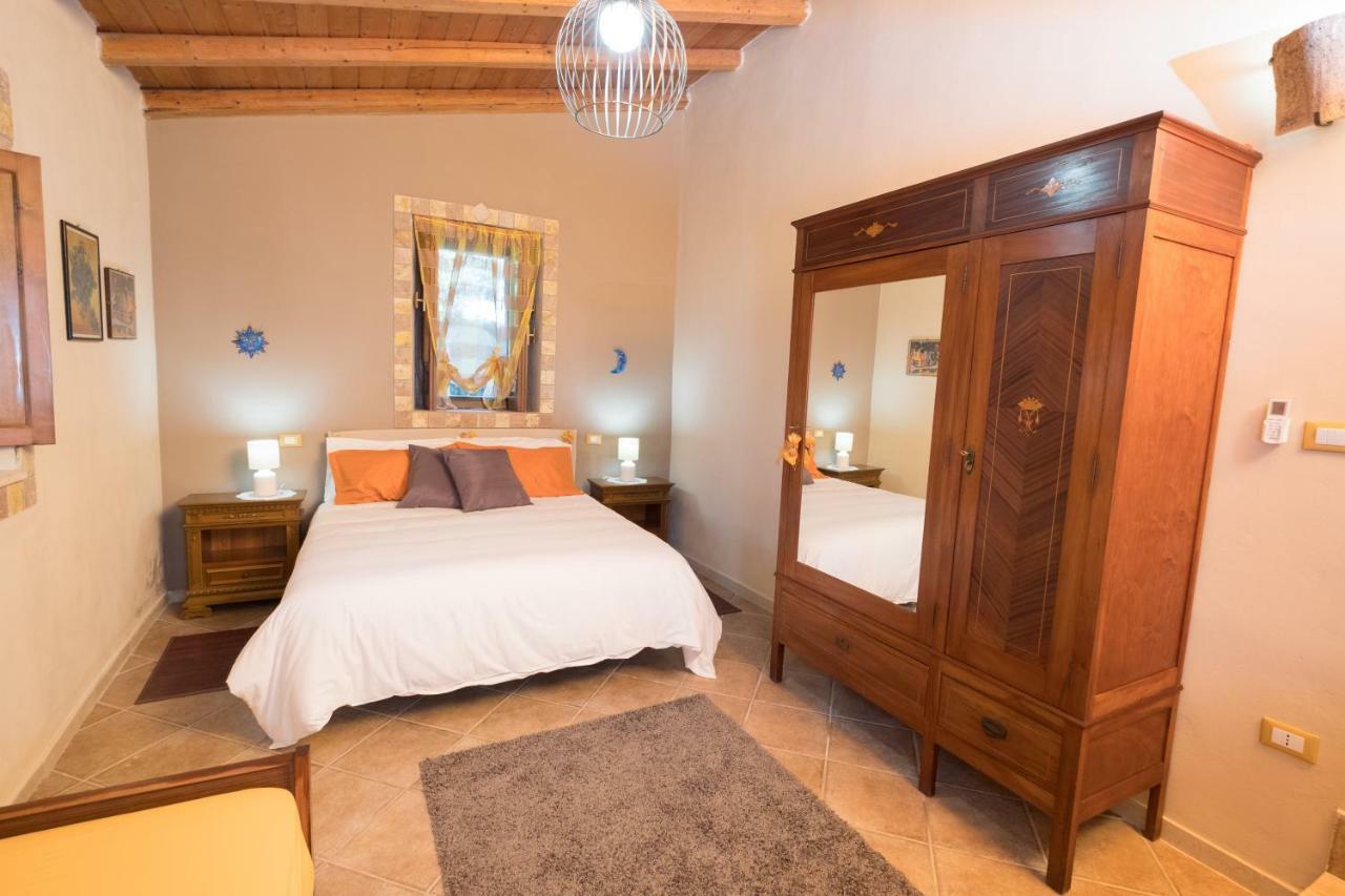 Villa Marinella Augusta Bagian luar foto